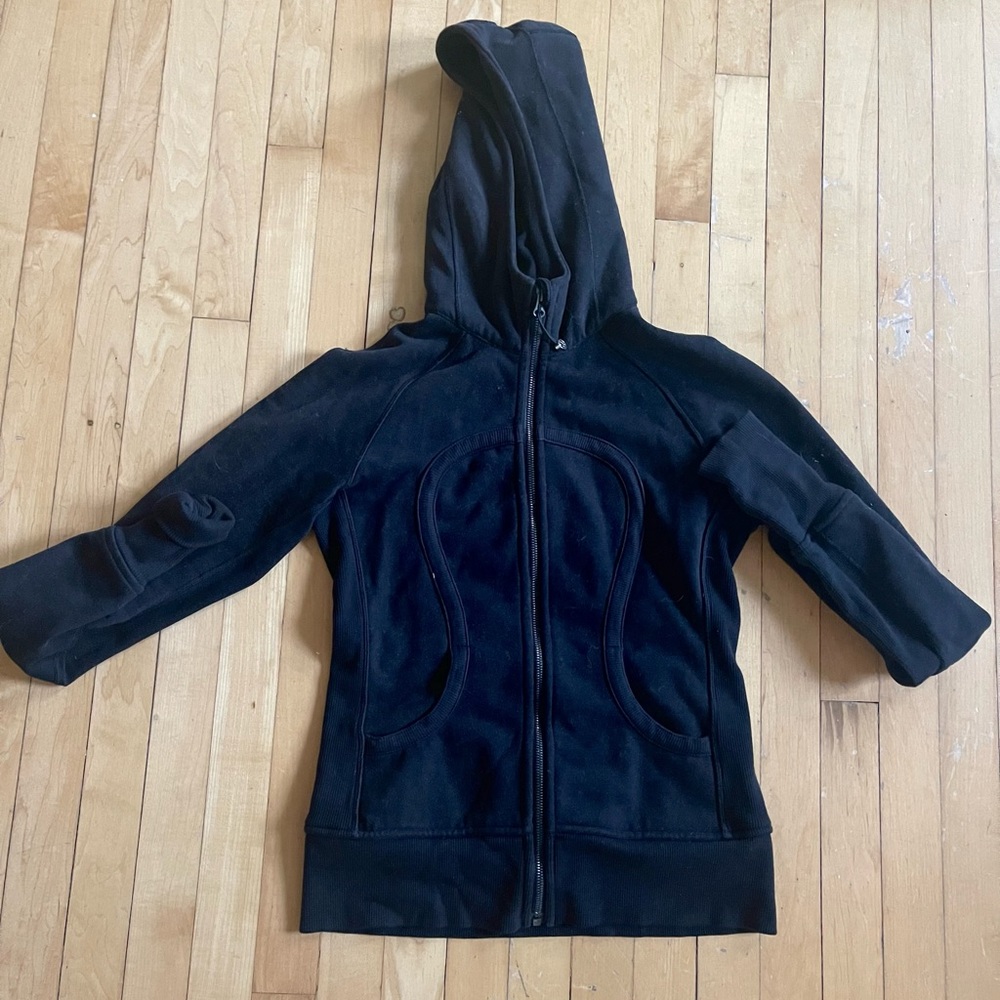 Lululemon size 6 hoodie zip up